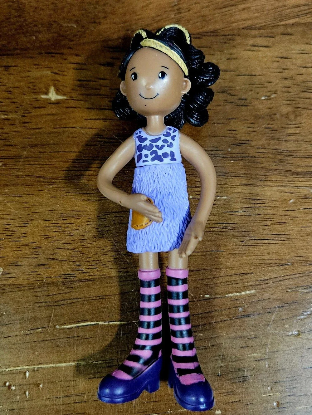Manhattan Toy Groovy Girls Vanessa 5